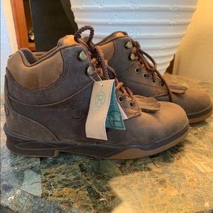 NWT Roper Horseshoe Kiltie Boots Size 10 Brown